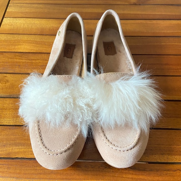 New- UGG Kaley Wisp Genuine Shearling Flats - Picture 4 of 16